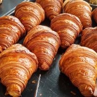 4 Benefits of Using Bakery Trays