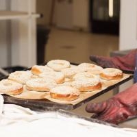 4 Defining Traits Of A Quality Bakery Tray Manufacturer