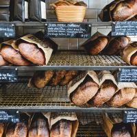 5 Crucial Signs It's Time to Replace Your Bakery Trays
